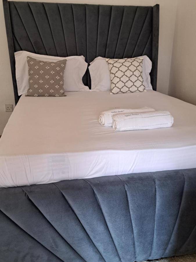 Halisi Stays 1Bed Near Sgr/Airport Mombasa Eksteriør bilde