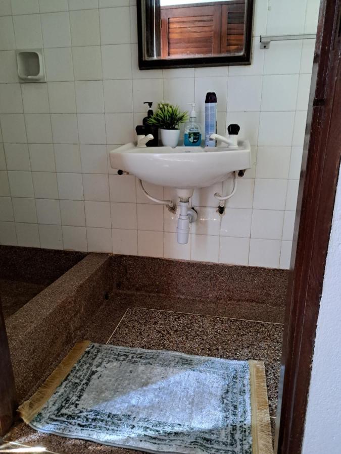 Halisi Stays 1Bed Near Sgr/Airport Mombasa Eksteriør bilde
